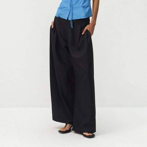Cool Girl Draped Pant in Black