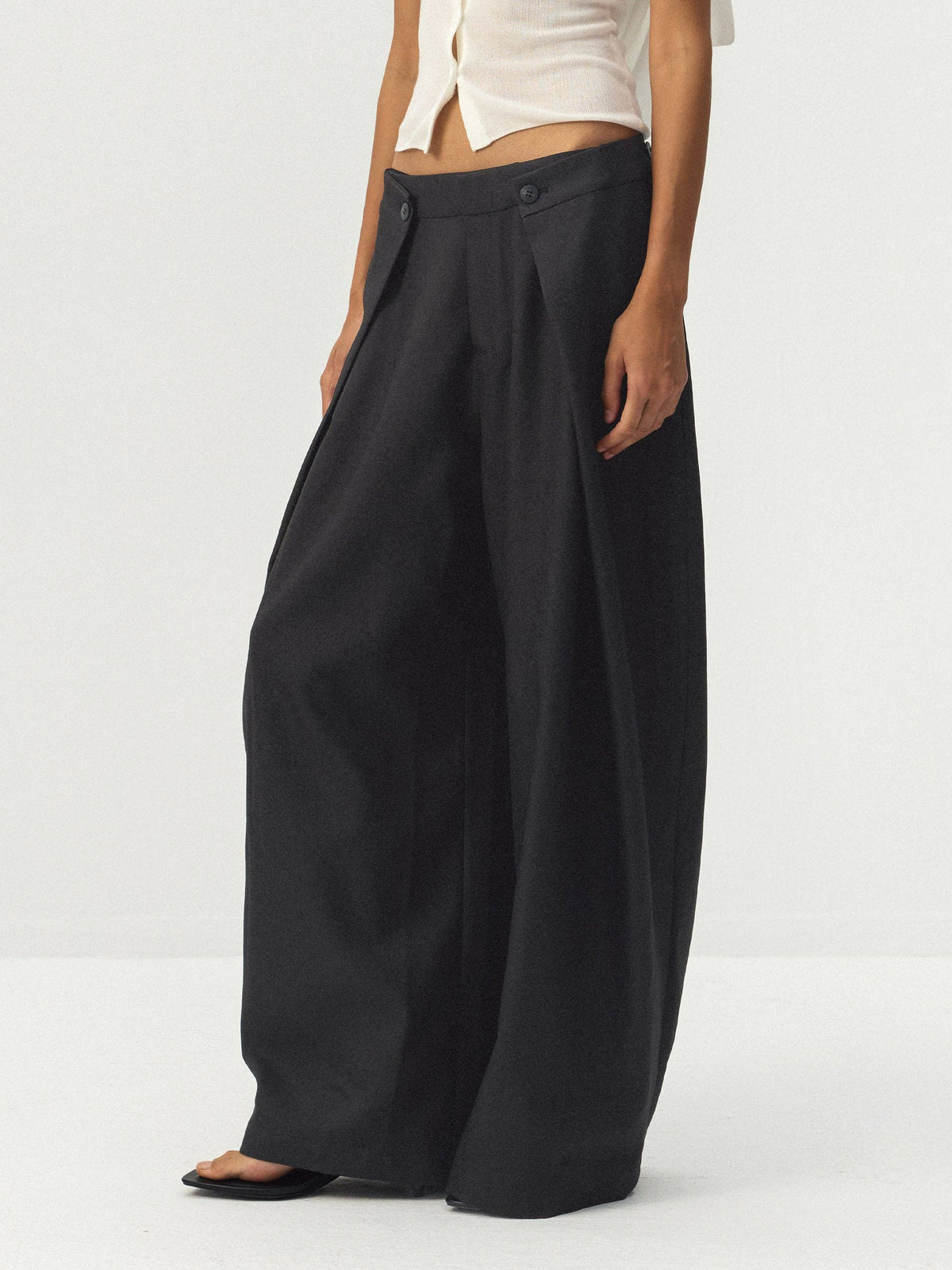 Cool Girl Draped Pant in Black